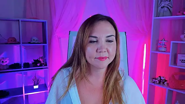 AylaTallow's Live XXX Chat