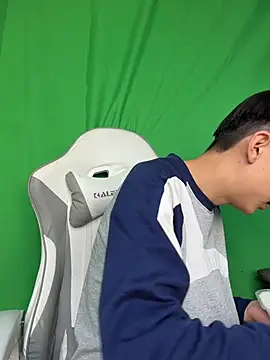 DD-101's Webcam Show