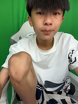 DD-101 在線直播表演
