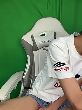 DD-101 Show Webcam
