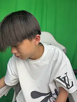 DD-101 在線直播表演
