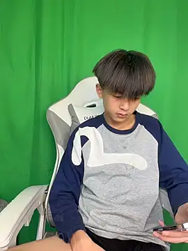 DD-101 在線直播表演