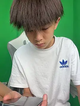 DD-101 在線直播表演