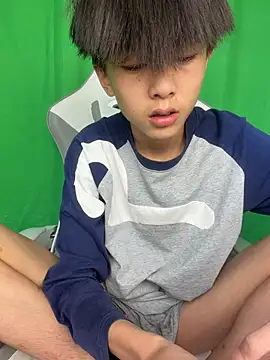 DD-101 Show in webcam