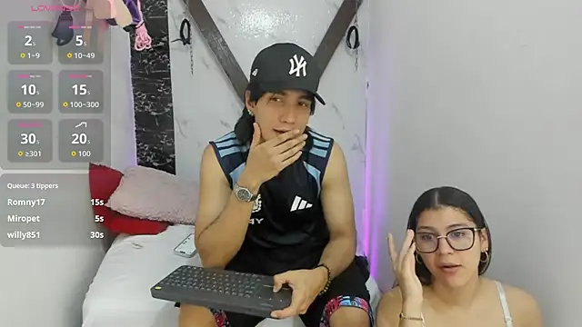 Chat XXX ao vivo de sweetauracouple