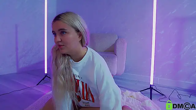 Kisadeluna – webcam-show