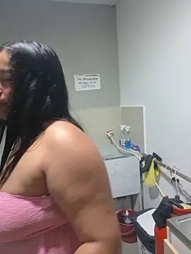 Chat +18 de Sara_Chanel_ ao vivo