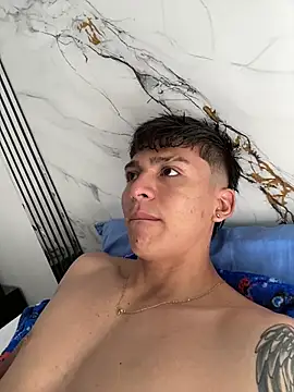 Show de estebanx69 na webcam