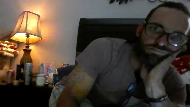 yourpersonalpeer1's Webcam Show