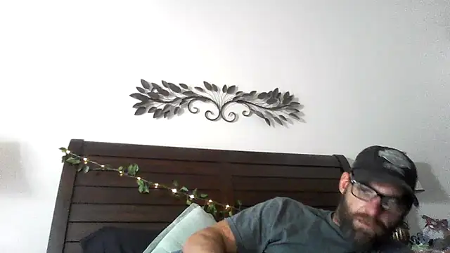 yourpersonalpeer1 Show in webcam