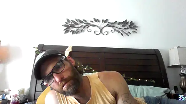 yourpersonalpeer1 Show in webcam