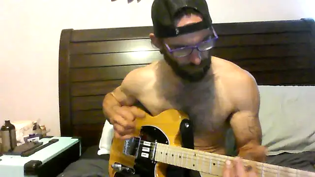 yourpersonalpeer1's Webcam Show