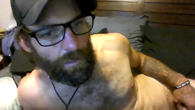 yourpersonalpeer1 Show in webcam