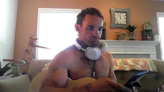 yourpersonalpeer1 Show in webcam