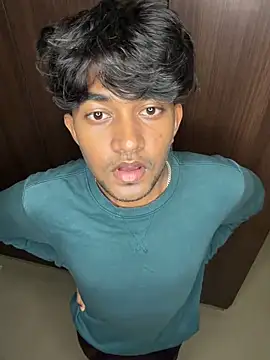 Show modela nilanfucks na web-kameri