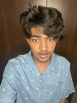 nilanfucks 网络视讯表演