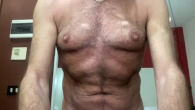 henrybull007 webcam show