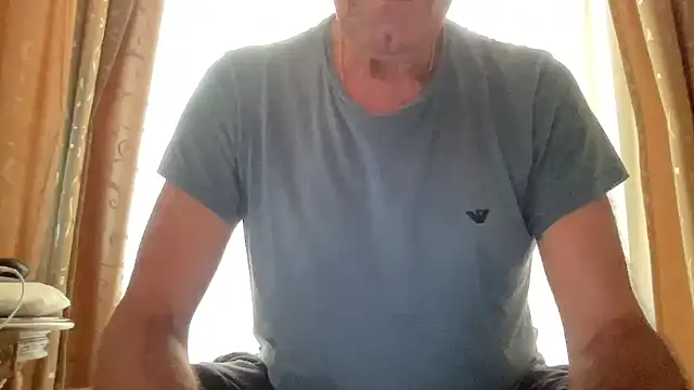 henrybull007 Webcam Show