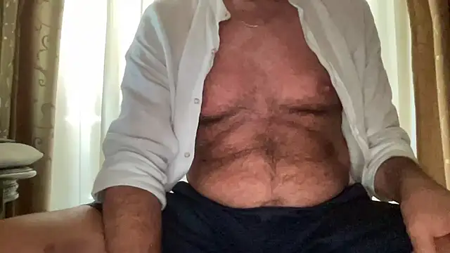 henrybull007 Show in webcam