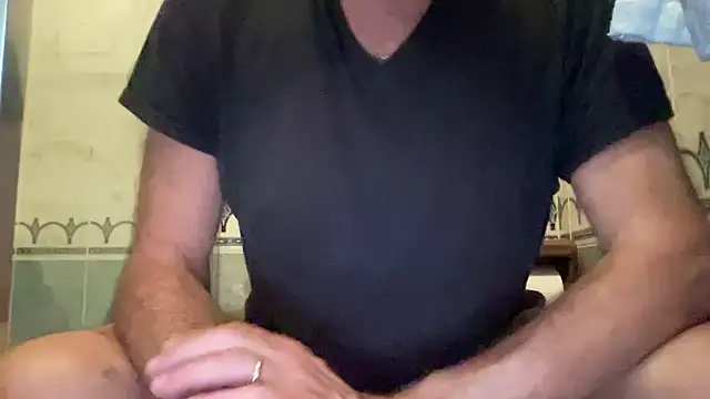 henrybull007 Show in webcam
