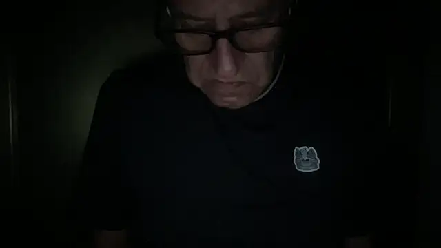 henrybull007 Pertunjukan Webcam