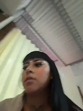 The_Bratzz_ Live XXX-chat