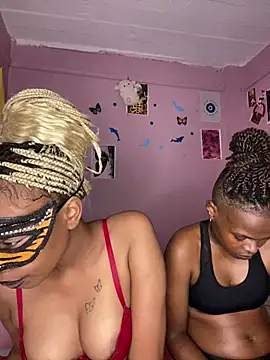 Spooky_icyn Live XXX chat