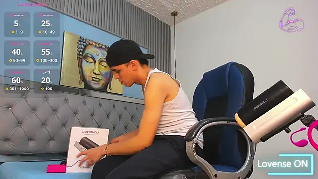 הופעת וובקאם של Ethanx18_