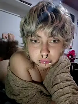 Cute_Chrixxx: διαδικτυακό σόου στην κάμερα