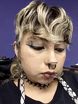 Cute_Chrixxx Adlı Modelin Web Kamerası Şovu