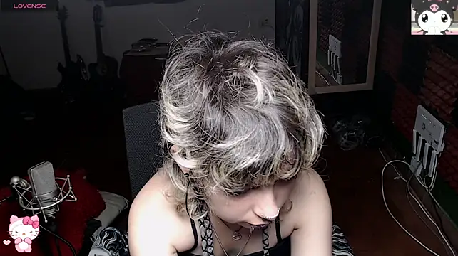 Cute_Chrixxxn Live XXX chat