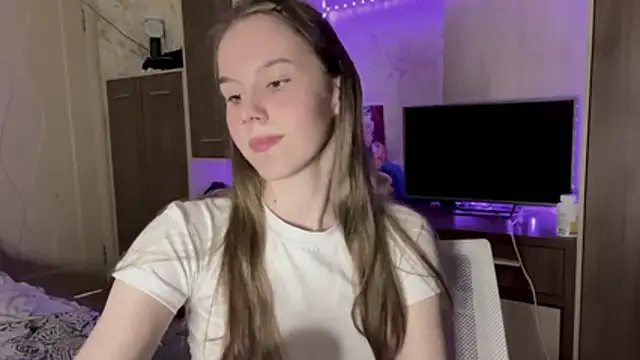 RinaRight's Live XXX Chat