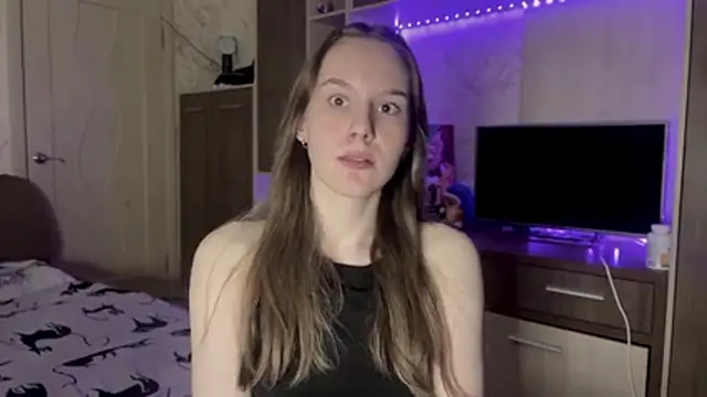 XXX chat uživo modela RinaRight