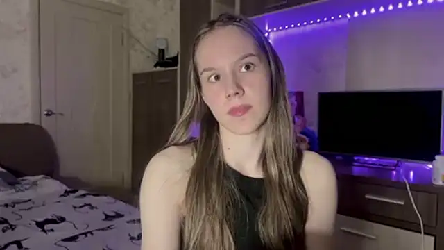 RinaRight – webcam-show