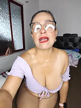 دردشة Aurora_levi الجنسية المباشرة
