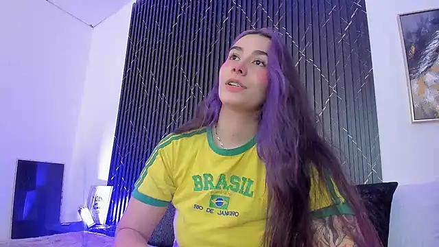 Chat +18 de Bonnie_Rider ao vivo