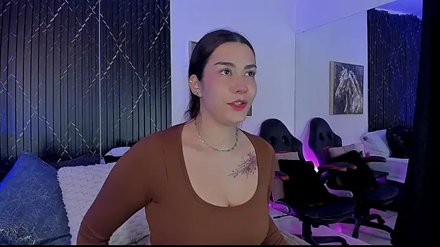 Bonnie_Rider Pertunjukan Webcam