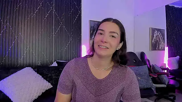 Bonnie_Rider Show in webcam