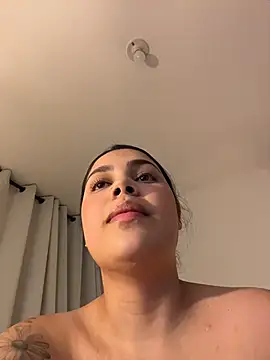 MarenaLovely Adlı Modelin Web Kamerası Şovu