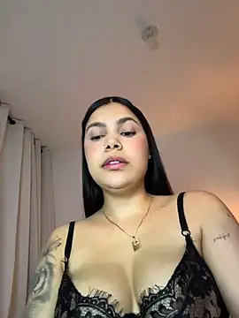 Show de MarenaLovely na webcam
