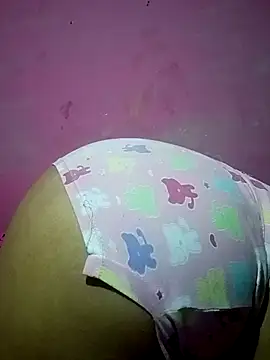 Chat +18 de Estrellitadelmar ao vivo