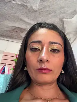 IsabellaMariet Show in webcam