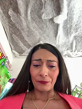 הופעת וובקאם של IsabellaMariet