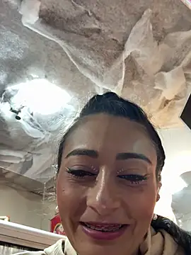 عرض كام IsabellaMariet