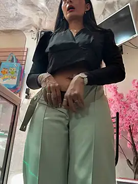 הופעת וובקאם של IsabellaMariet