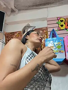 IsabellaMariet's Webcam Show