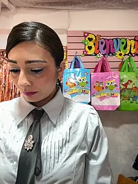 IsabellaMariet Pertunjukan Webcam