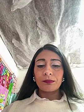 عرض كام IsabellaMariet
