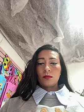 IsabellaMariet Show in webcam