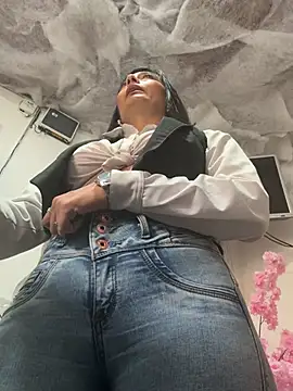 IsabellaMariet Adlı Modelin Web Kamerası Şovu